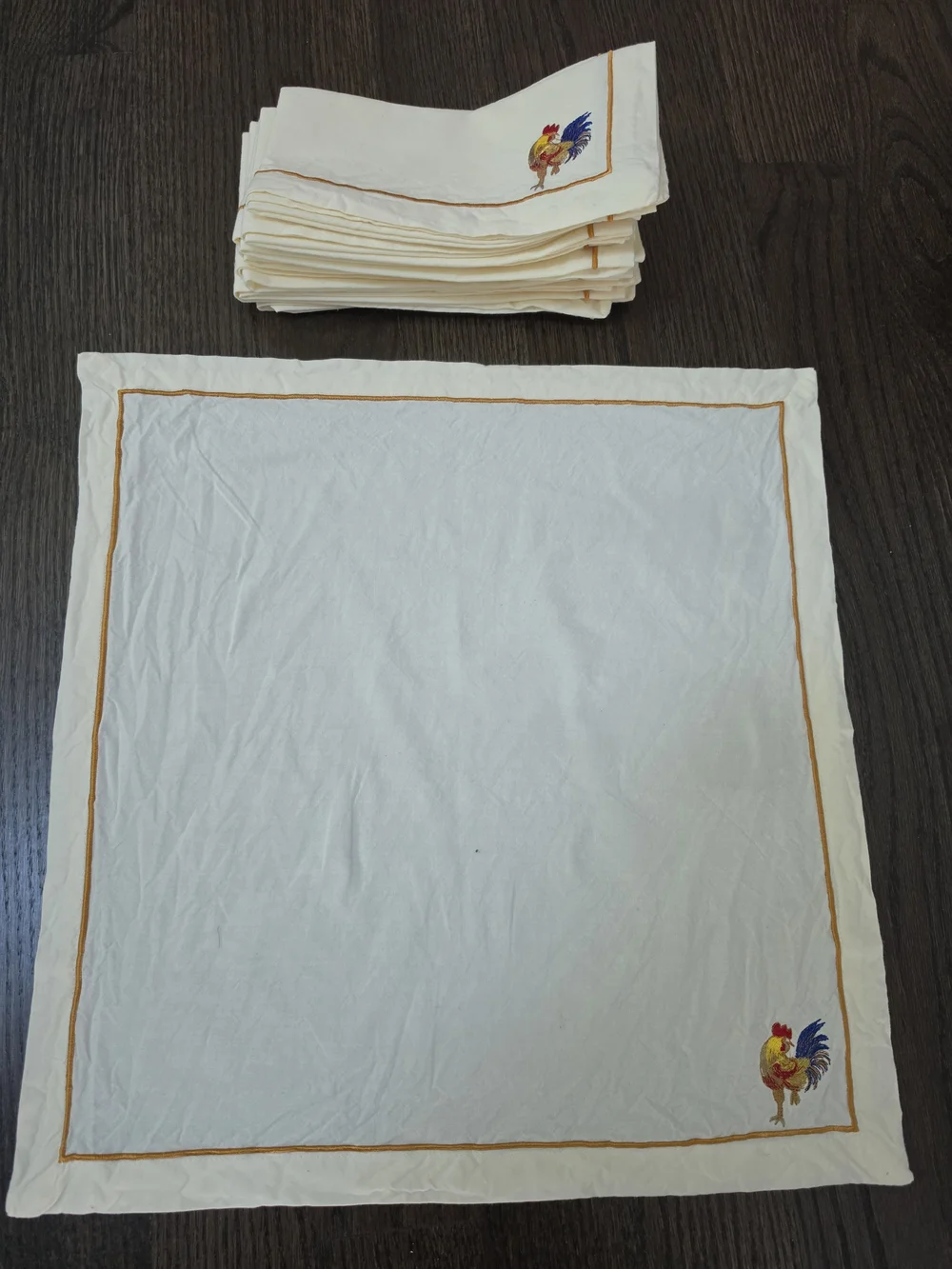 Embroidered Rooster Cotton Napkins in Cream and White - Set Of 8